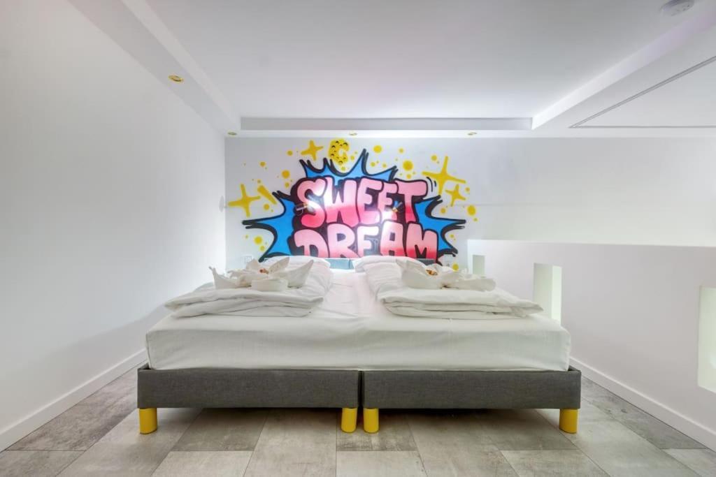 Pop Art Haven Bp * Budapeste